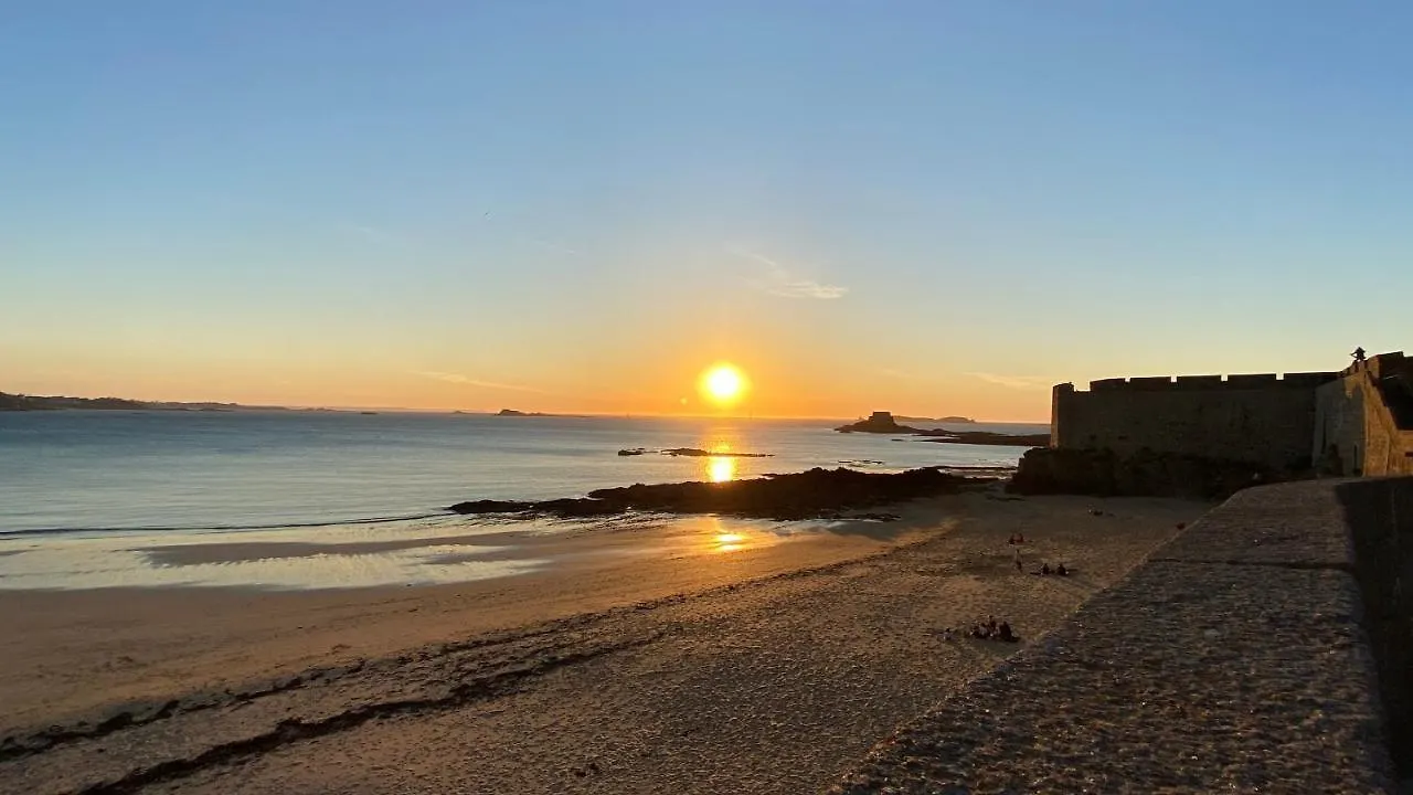 T2 Confort Sillon St Malo Saint-Malo France